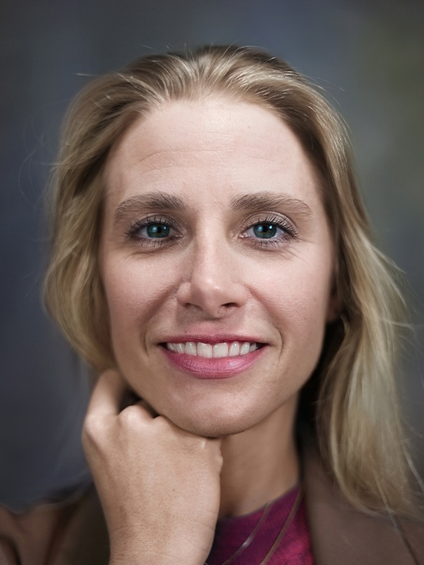 Portrait Anna Burger Felsenbühne Staatz