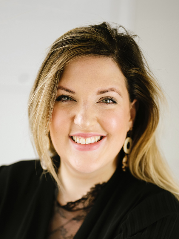 Portrait Anna Maurer Felsenbühne Staatz