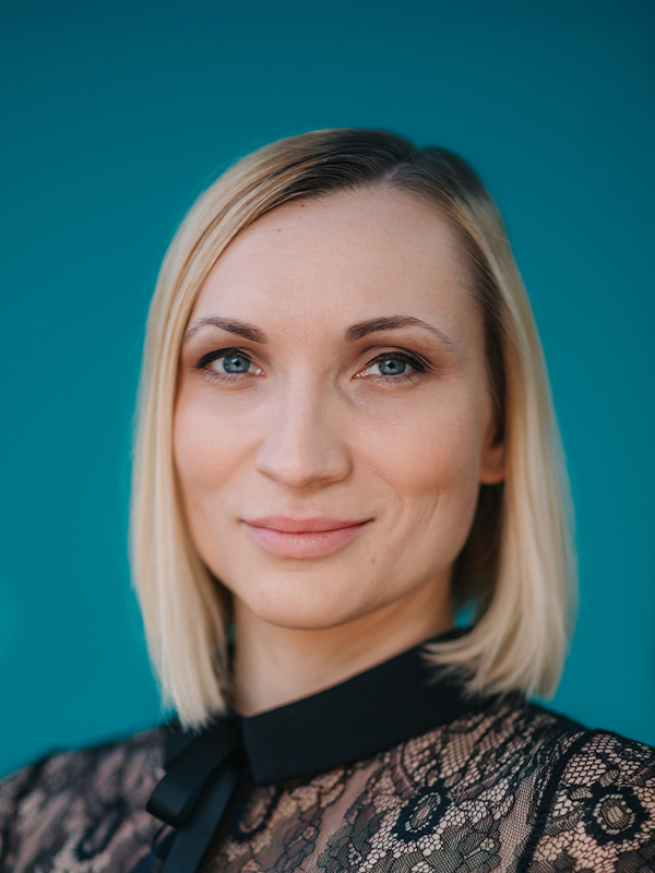 Portrait Sarah Petsovits Felsenbühne Staatz