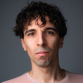 Portrait Devin Reh Felsenb&uuml;hne Staatz